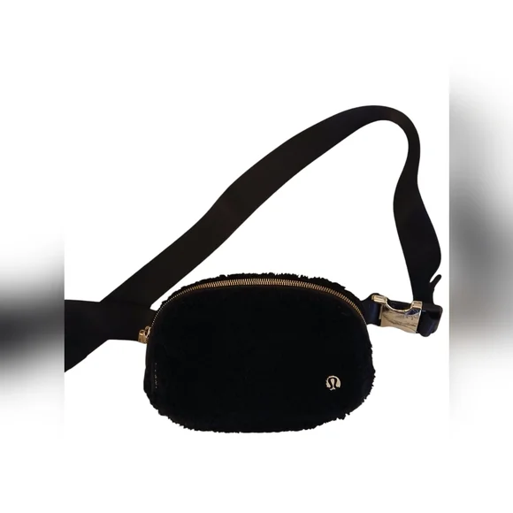 Lululemon Black Fleece Gold Festival Concert Crossbody Fanny Pack Bag Purse GUC - Picture 2 of 14